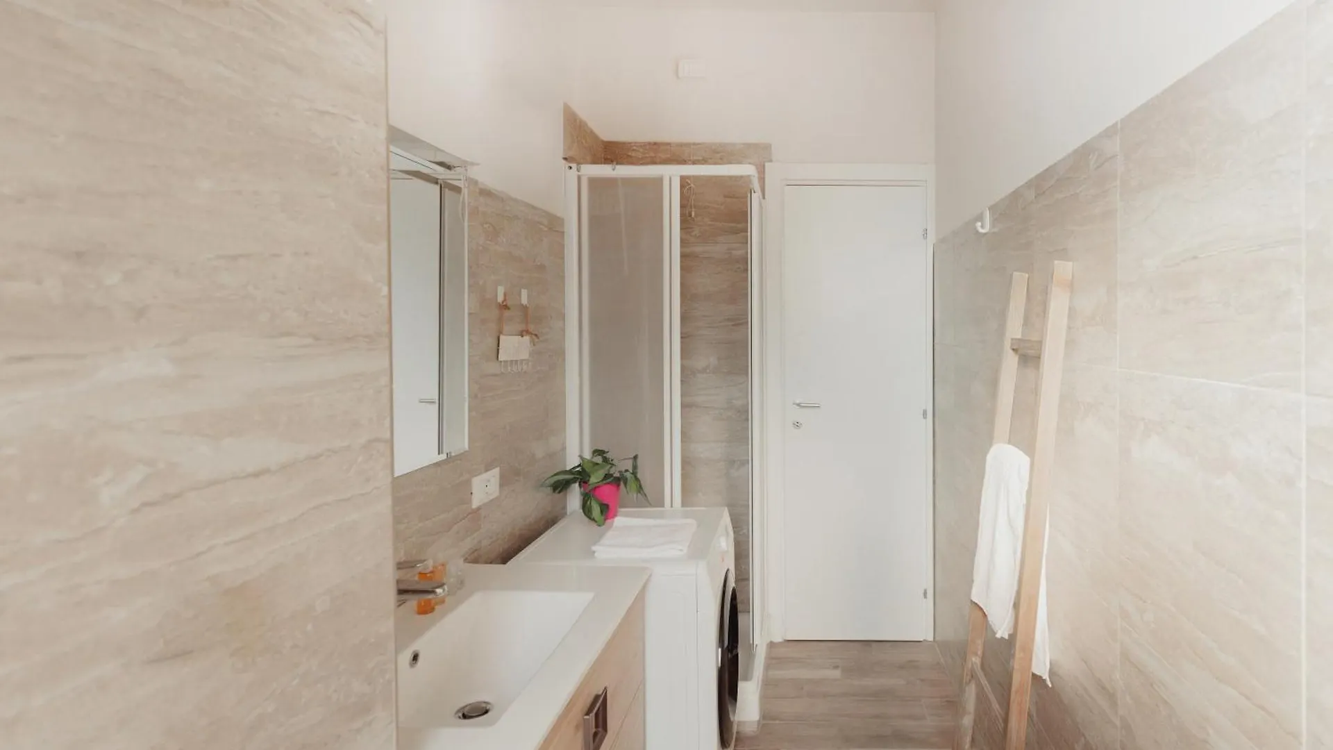 Gohost - Il Sorriso Di Fofo - Cozy Flat Near Navigli Apartment Milan Italy